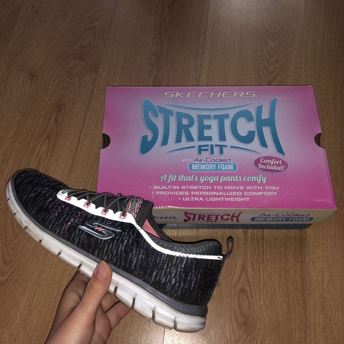 skechers stretch fit air cooled memory foam